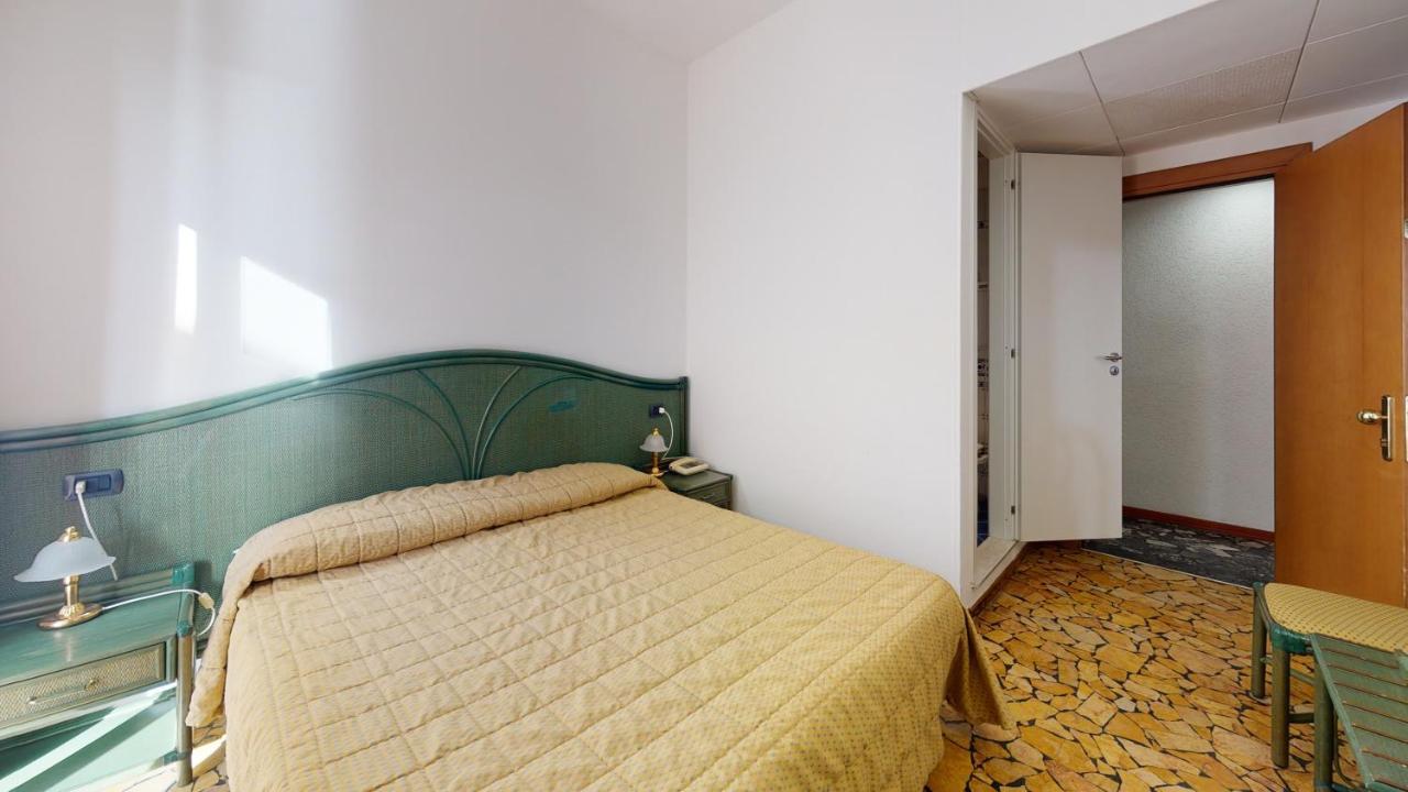 Hotel Zunino سبوتورنو المظهر الخارجي الصورة